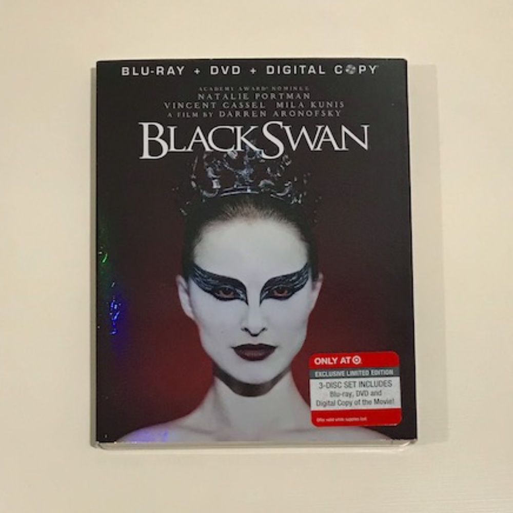 Black Swan Exclusive Limited Edition - NWOT